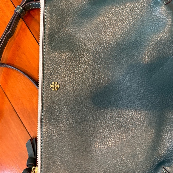 Tory Burch purse - Picture 5 of 11